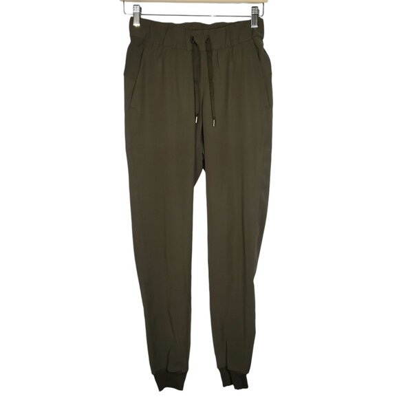 Lululemon On the Fly Jogger Pants Women's 2 Olive Green Loungewear Gym Travel - Picture 2 of 6